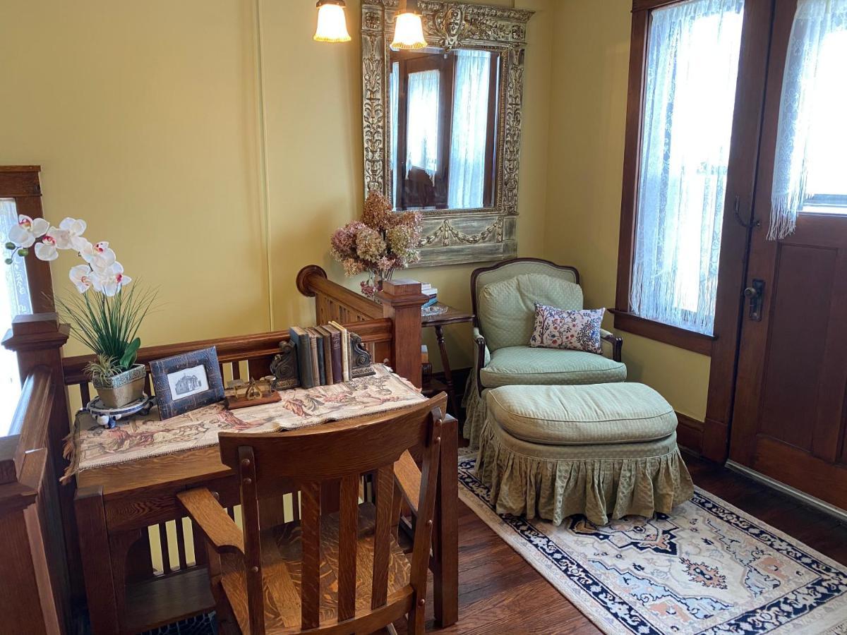 The Edmond An 1887 Arts & Crafts Gem Appartement Saint Joseph Buitenkant foto
