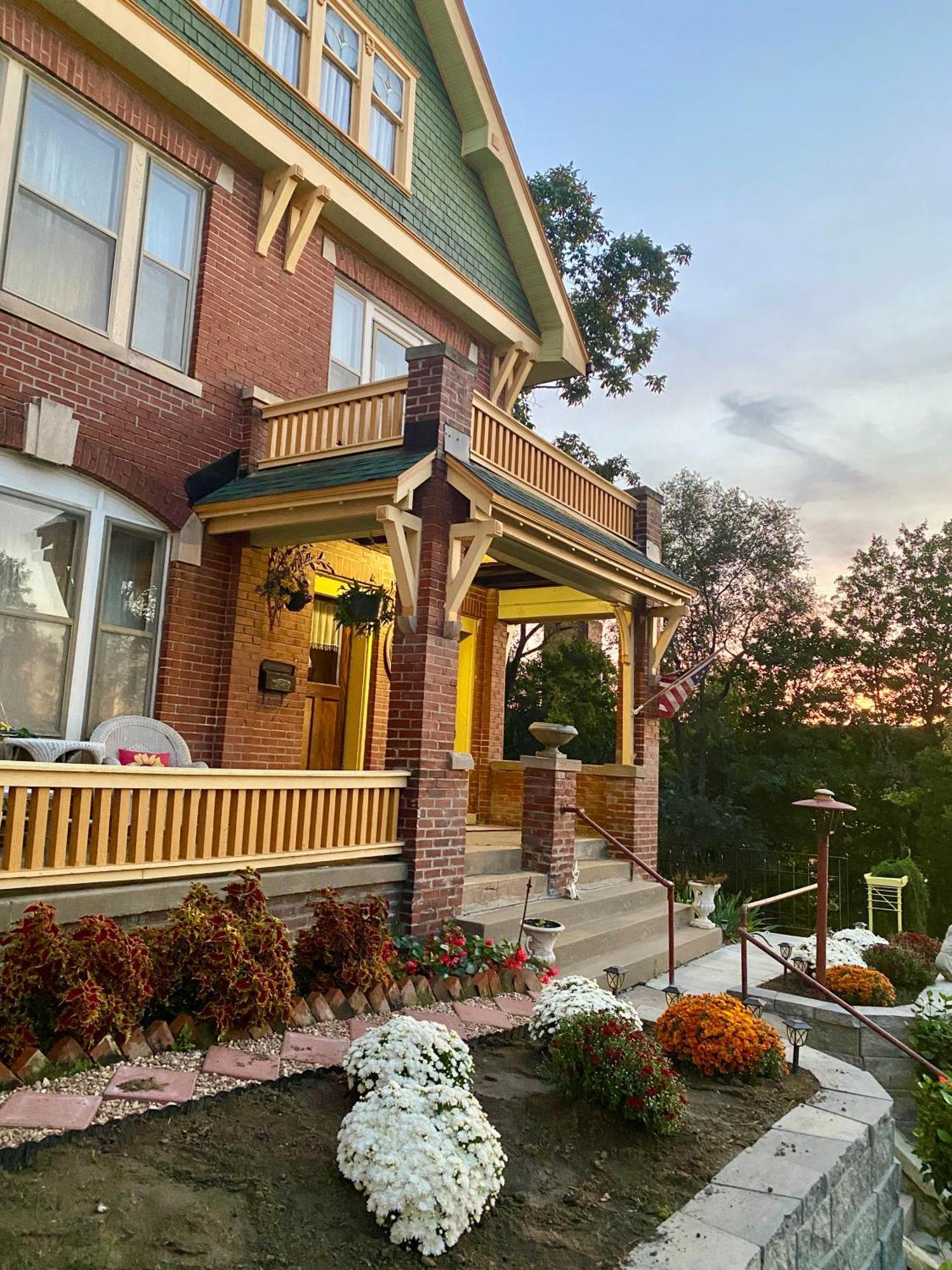 The Edmond An 1887 Arts & Crafts Gem Appartement Saint Joseph Buitenkant foto
